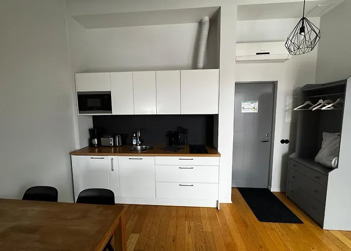 דירה Modern Next To Old Town *