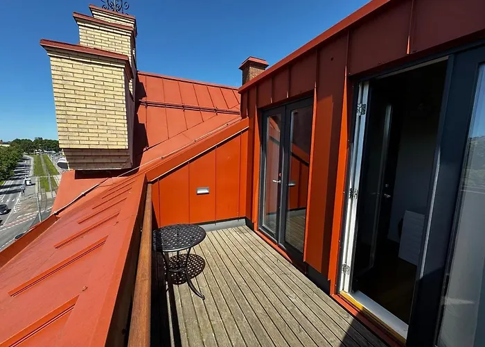 아파트 Modern Next To Old Town