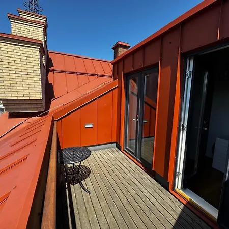 Διαμέρισμα Modern Next To Old Town